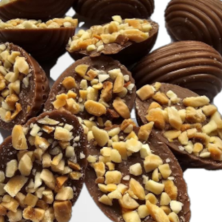 Demi-œufs pralinés au chocolat au lait et amandes