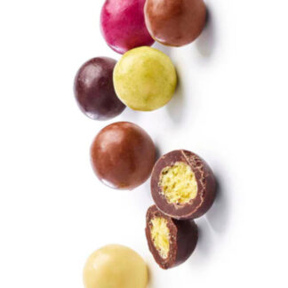 Mélange de billes de maïs enrobées de chocolat